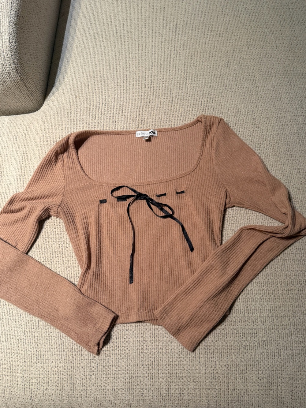 Ribbed Scoop Neck crop top in Camel with Black Tie